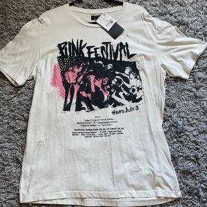 NWT Zara graphic T-shirt